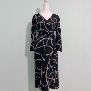 Size Medium, Ann Taylor chain print wrap dress w/optional belt